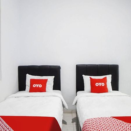 Super Oyo 91627 Wika Wiki Homestay 메단 외부 사진