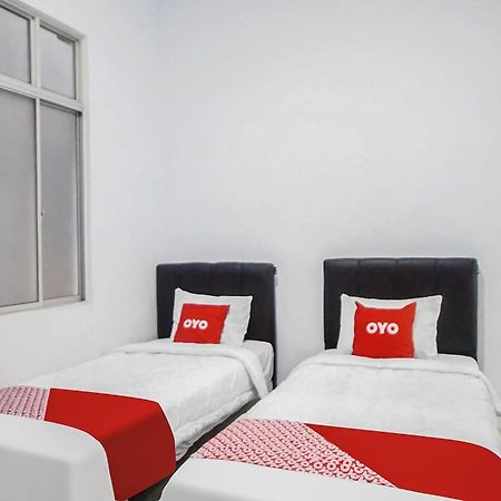 Super Oyo 91627 Wika Wiki Homestay 메단 외부 사진