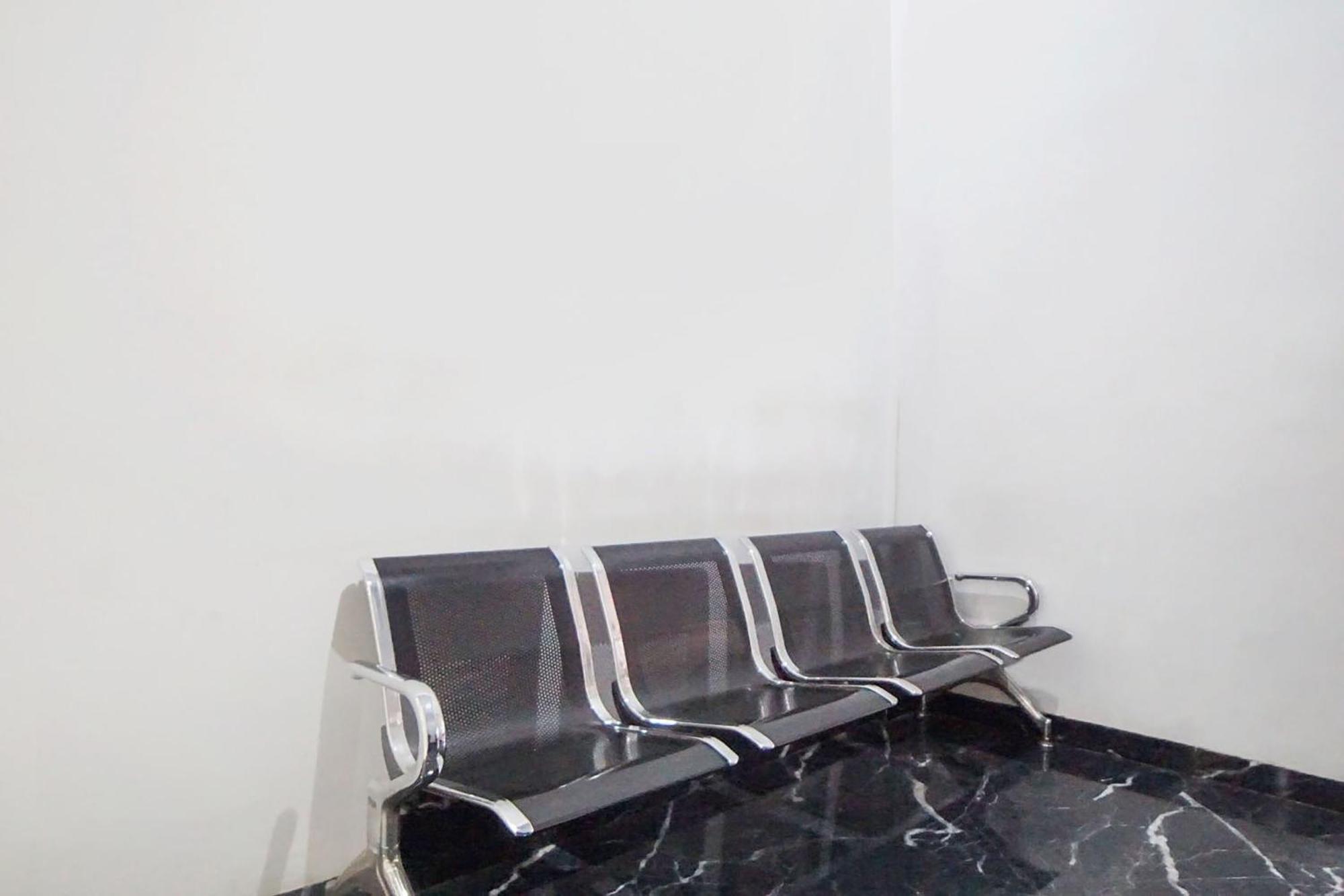 Super Oyo 91627 Wika Wiki Homestay 메단 외부 사진