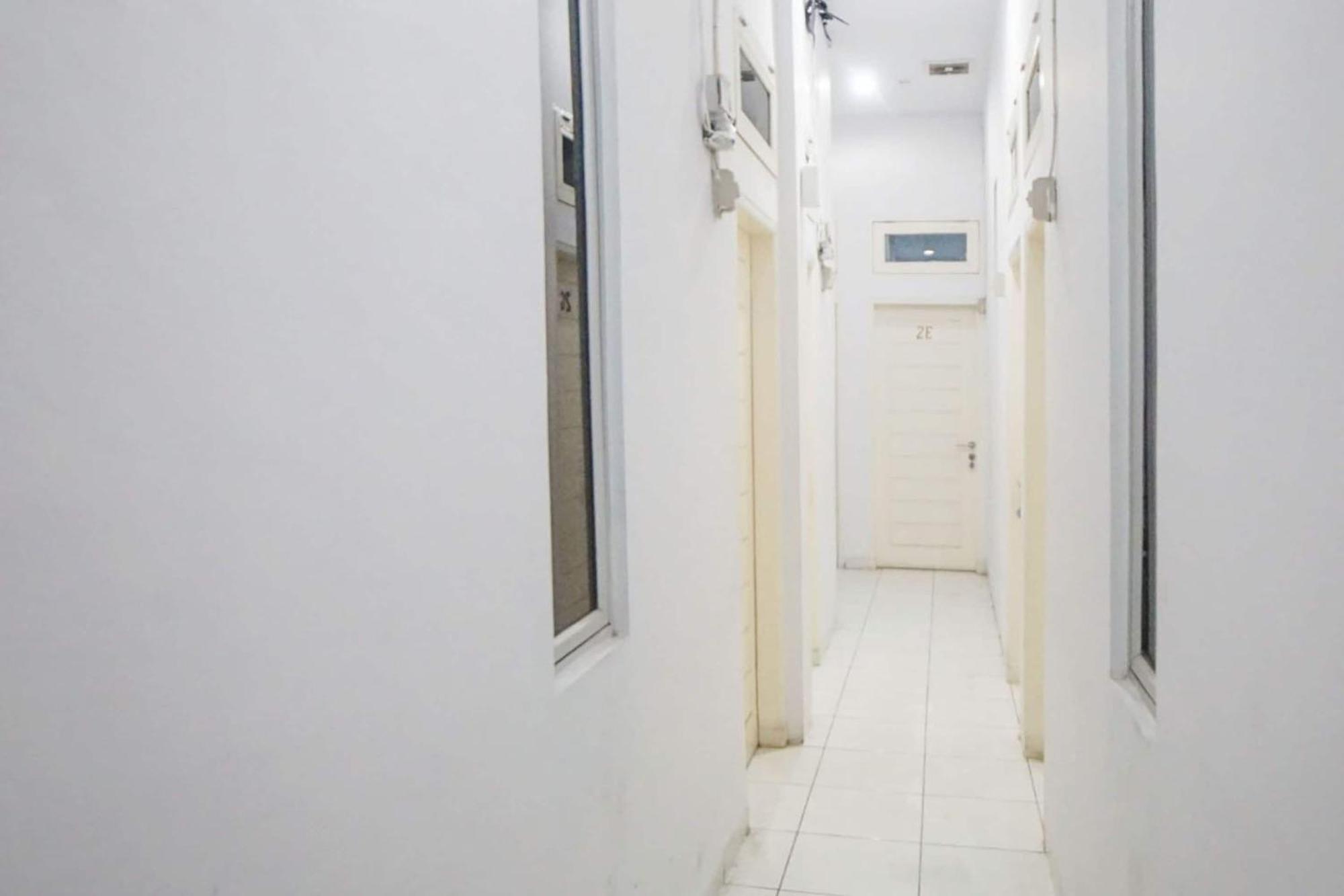 Super Oyo 91627 Wika Wiki Homestay 메단 외부 사진